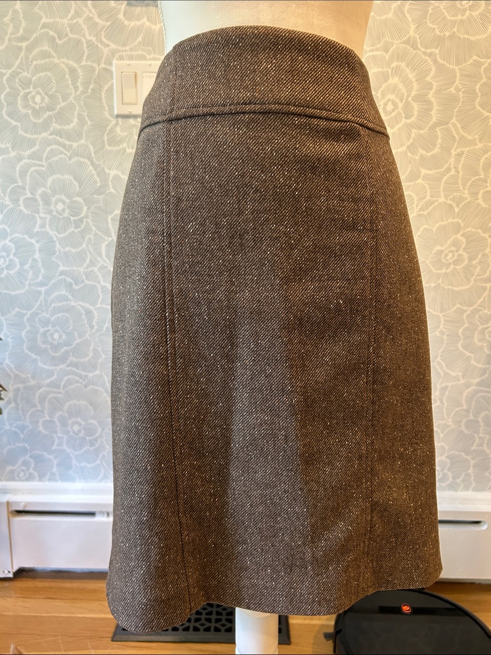 Banana Republic Women’s Skirt - Sz 12